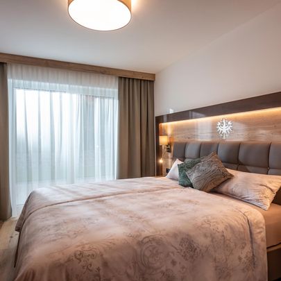APART deluxe Garten-Suite Schlafzimmer für 2 Gäste