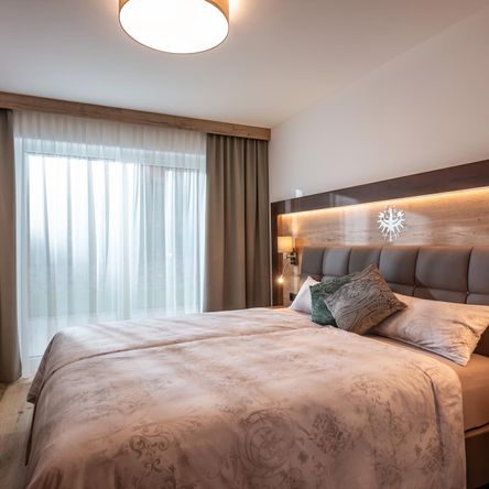 high-quality box spring bed for your holiday in Söll Austria