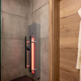 geräumiges Badezimmer Garten-Suite in der SkiWelt