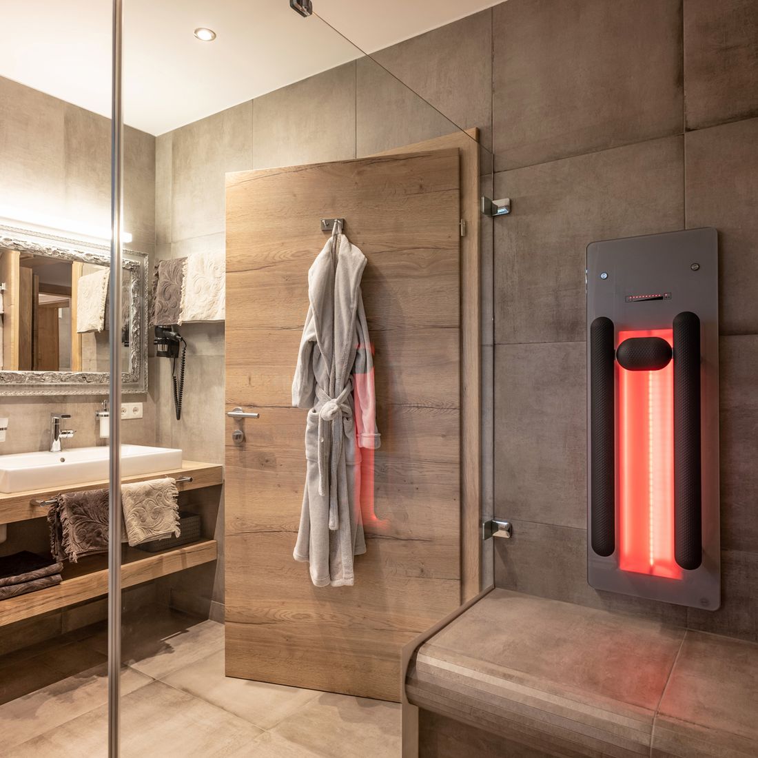 Bathroom with infrared in the penthouse