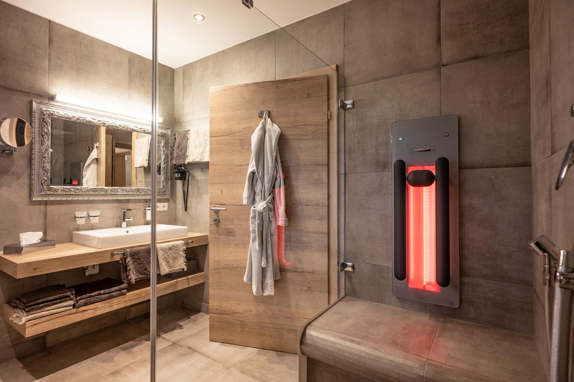 bathrooms with shower, WC, and integrated infrared cabin